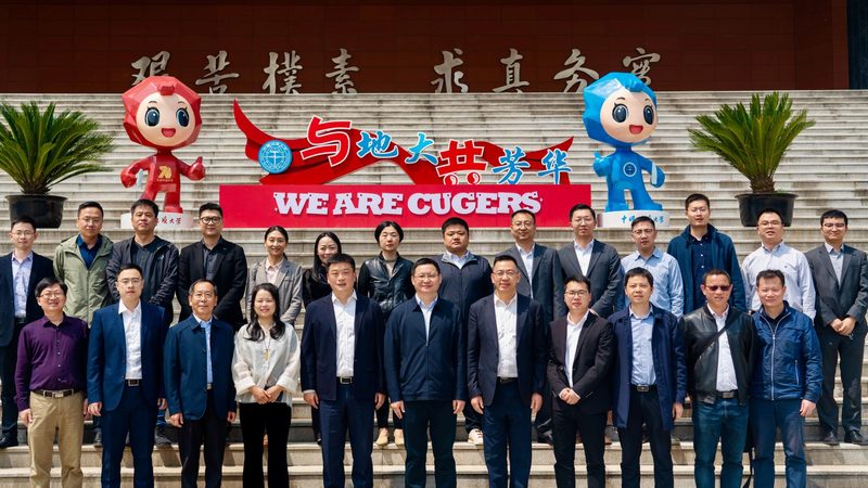 小区充电桩：如何选择合适的厂家与代理加盟？**